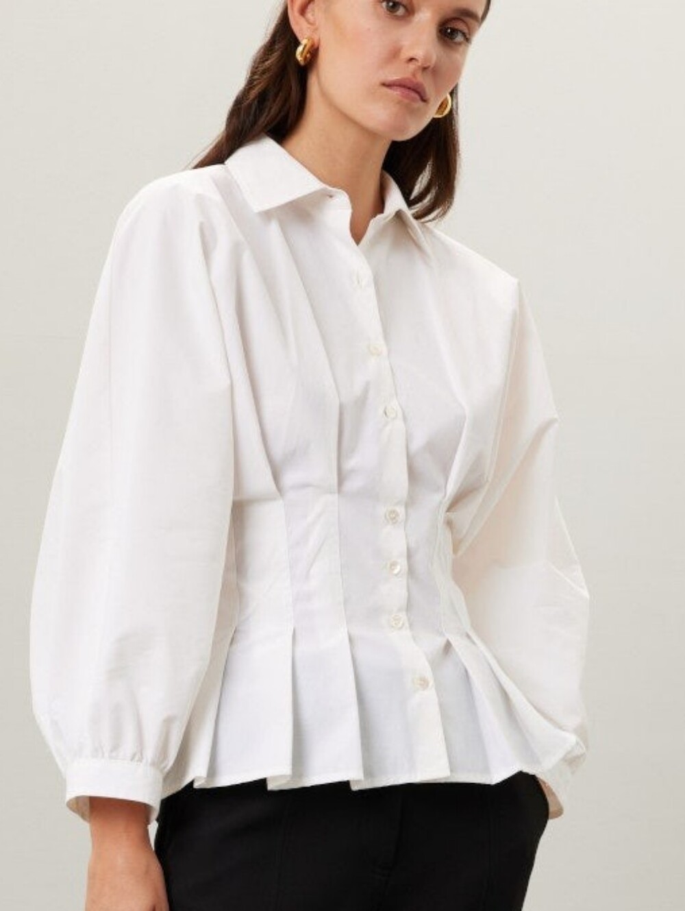 Natori Techno Poplin Top Short sleeves Collared Front button closure Size 0